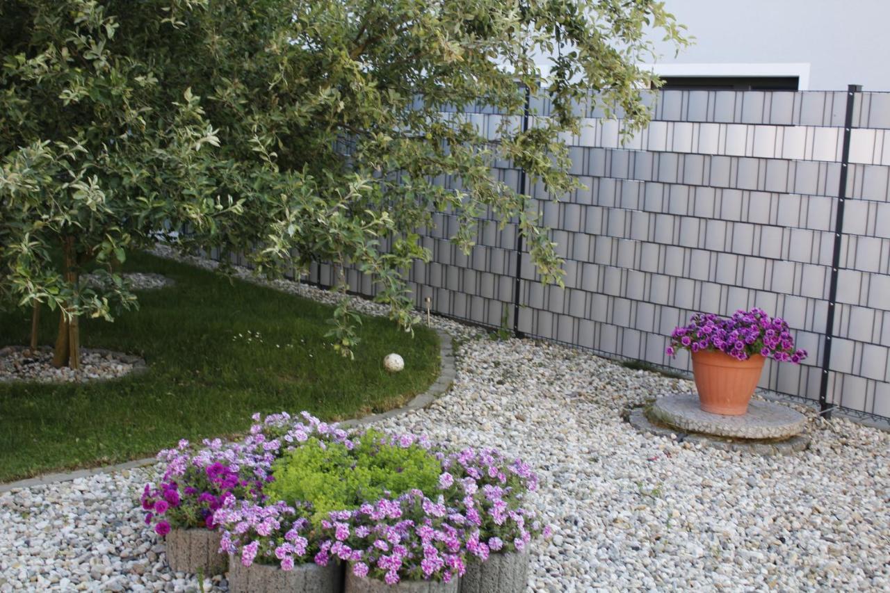 Studio-Appartement Neunburg Vorm Wald Esterno foto